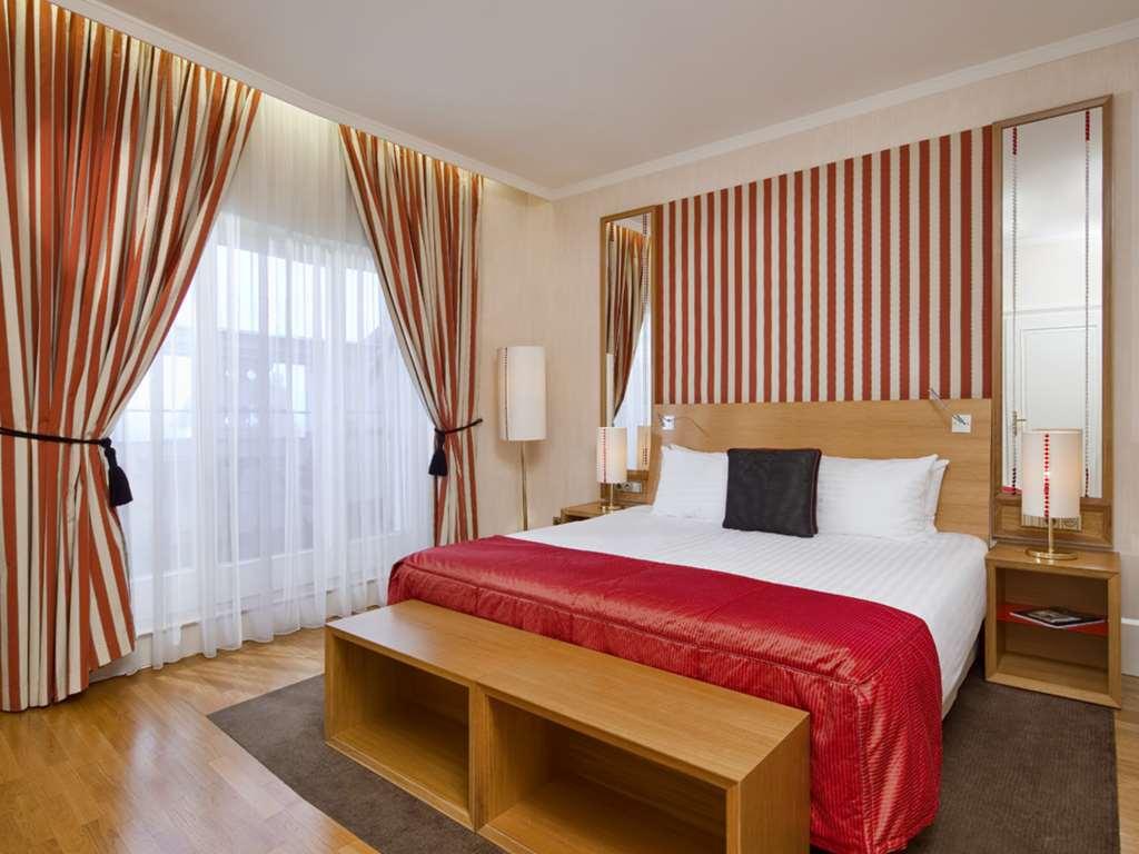 Mamaison Hotel Riverside Прага Номер фото